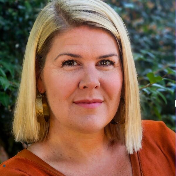 Katrina Godderz. 